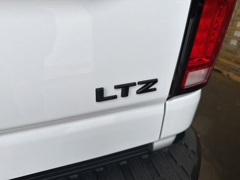 Used 2025 Chevrolet Silverado 2500 LTZ w/ Trail Boss Package AWD/4WD image 26