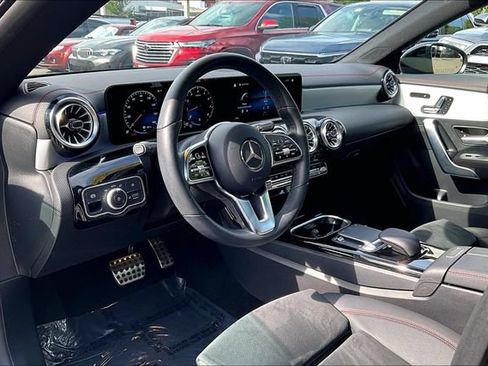 Used 2023 Mercedes-Benz CLA 250 4MATIC image 14