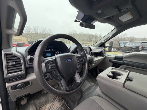 Used 2022 Ford F350 XL w/ Power Equipment Group image 20