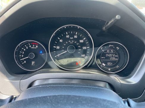 Used 2018 Honda HR-V LX image 18