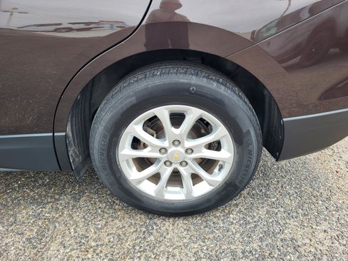 Used 2020 Chevrolet Equinox LT FWD image 26