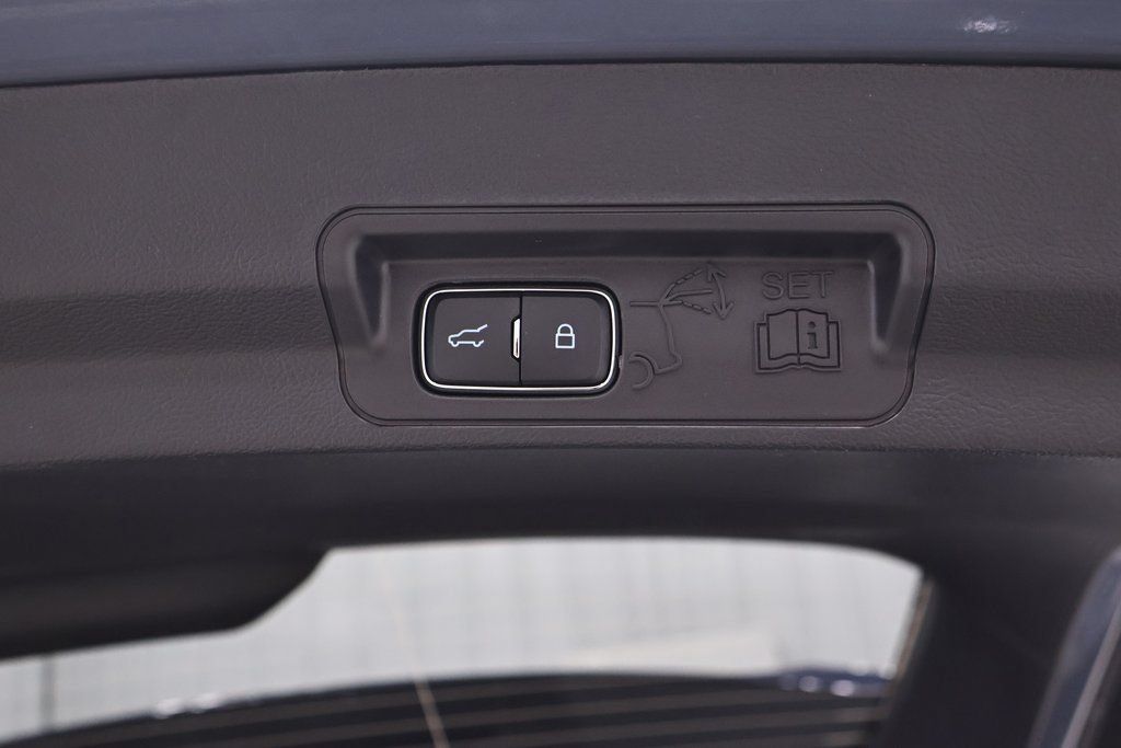 New 2026 Ford Explorer ST-Line w/ ST-Line Street Pack AWD/4WD image 35