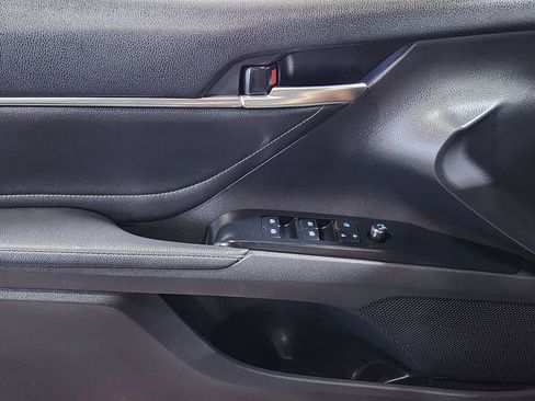 Used 2018 Toyota Camry XSE w/ Driver Assist Package image 42