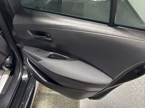 Used 2022 Toyota Corolla LE image 25