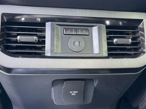 New 2026 Ford F250 Platinum AWD/4WD image 28