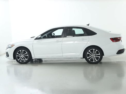 Certified 2024 Volkswagen Jetta Sport FWD image 37