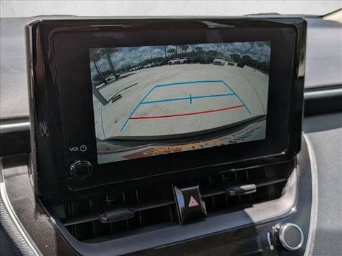 Used 2023 Toyota Corolla LE w/ LE Convenience Package FWD image 13