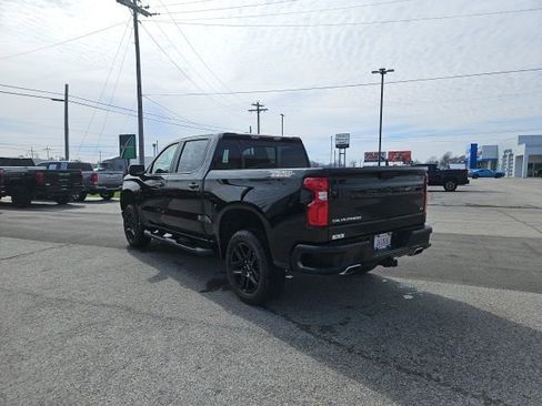 Used 2025 Chevrolet Silverado 1500 LT Trail Boss w/ LT Trail Boss Premium Package image 8