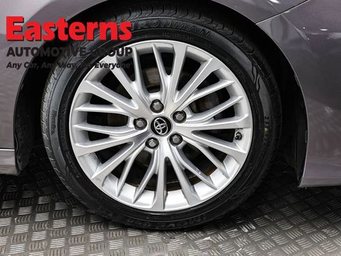 Used 2018 Toyota Camry XLE w/ Driver Assist Package image 31