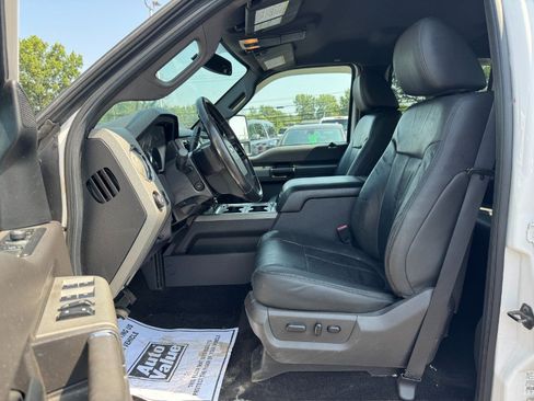 Used 2011 Ford F250 Lariat w/ Lariat Interior Pkg AWD/4WD image 15