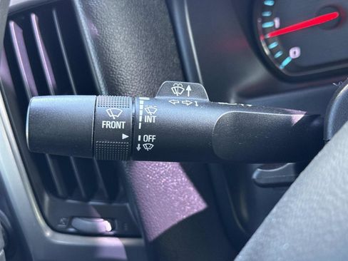 Used 2015 Chevrolet Silverado 2500 LT w/ LT Convenience Package image 9