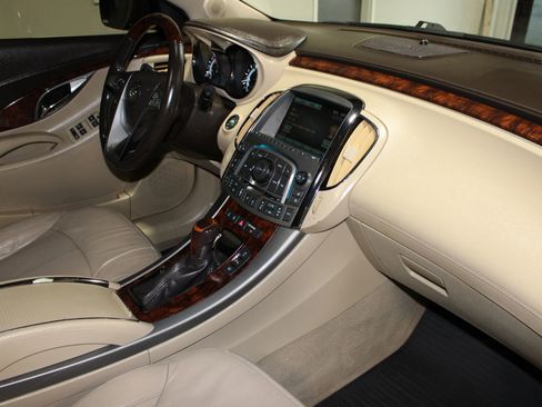 Used 2012 Buick LaCrosse Premium FWD image 29