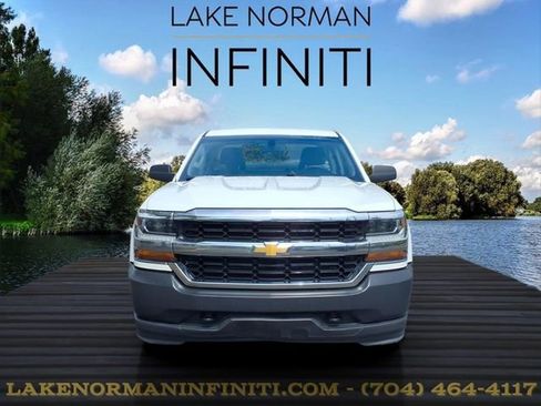 Used 2018 Chevrolet Silverado 1500 W/T AWD/4WD image 3