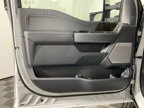 New 2026 Ford F250 Lariat w/ Lariat Ultimate Package image 11