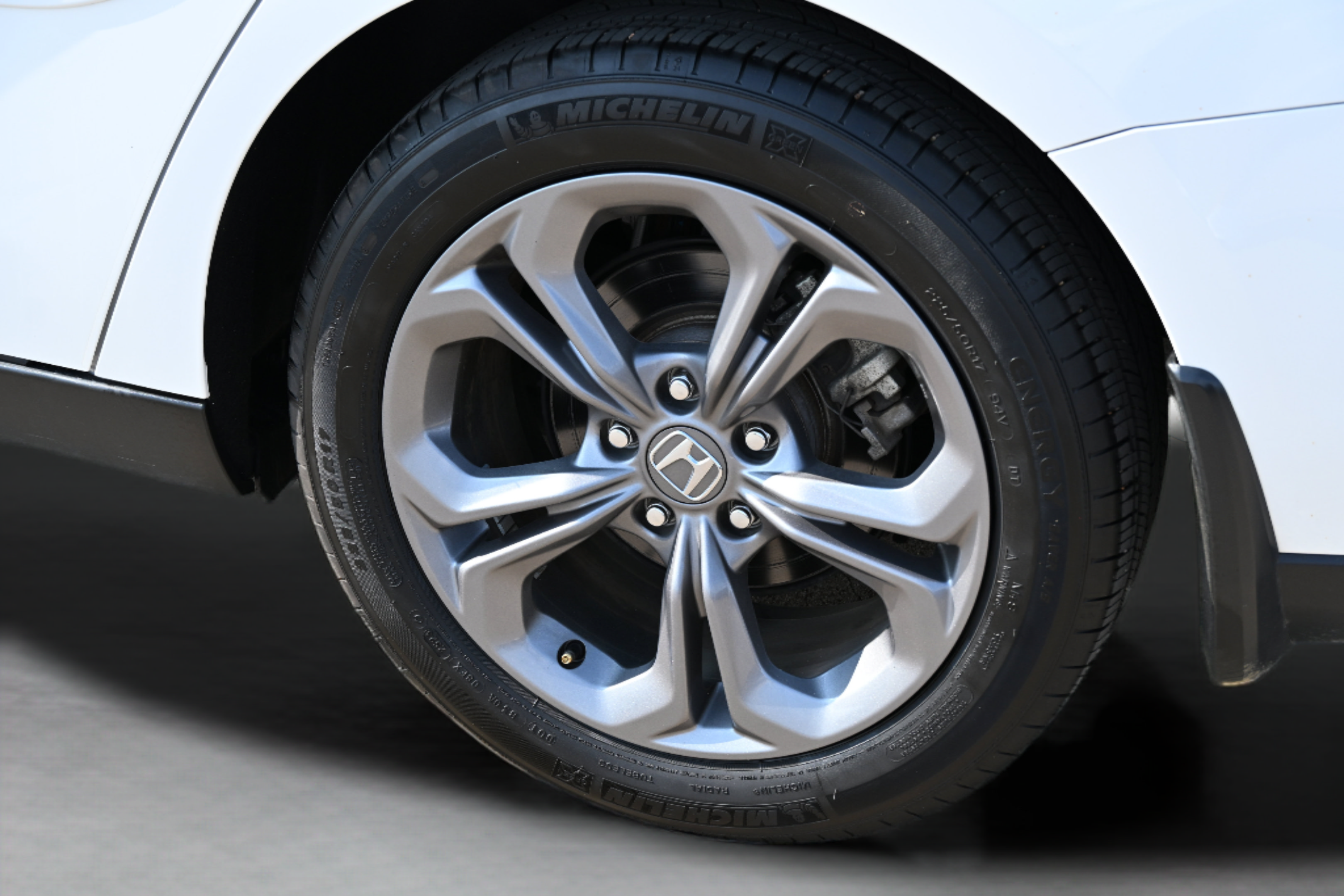Used 2023 Honda Accord EX image 31