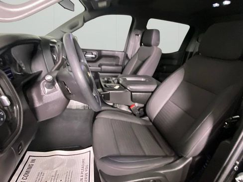 Used 2023 Chevrolet Silverado 1500 Custom RWD image 17