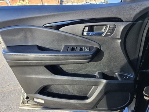 Used 2020 Honda Passport Touring image 30