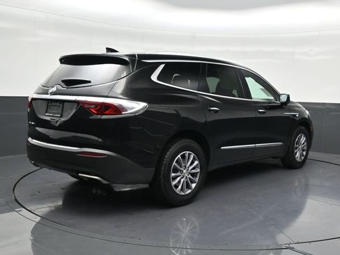 Used 2022 Buick Enclave Essence image 5