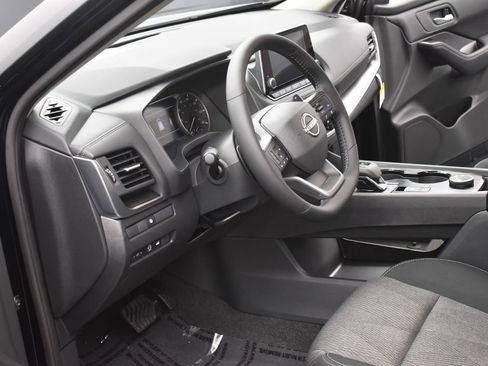 New 2026 Nissan Rogue SV w/ Cold Weather Package image 7