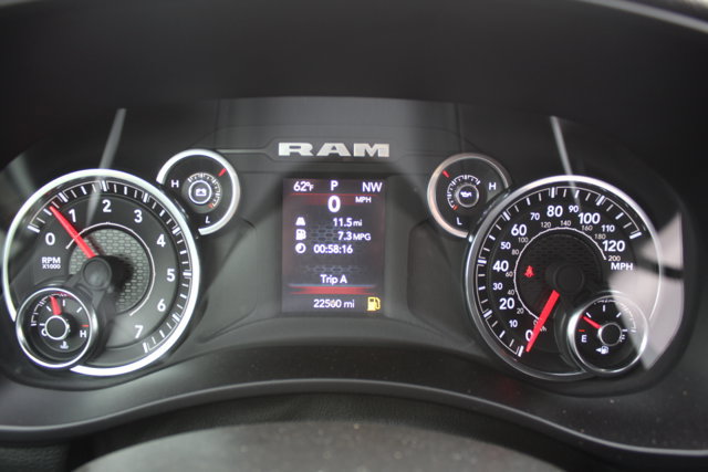 Used 2024 RAM 2500 Tradesman w/ Chrome Appearance Group AWD/4WD image 25
