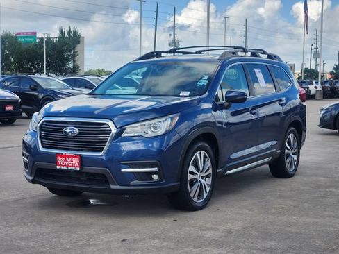 Used 2020 Subaru Ascent Limited w/ Technology Package AWD/4WD image 3