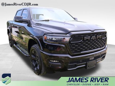 Used 2025 RAM 1500 Big Horn AWD/4WD image 11