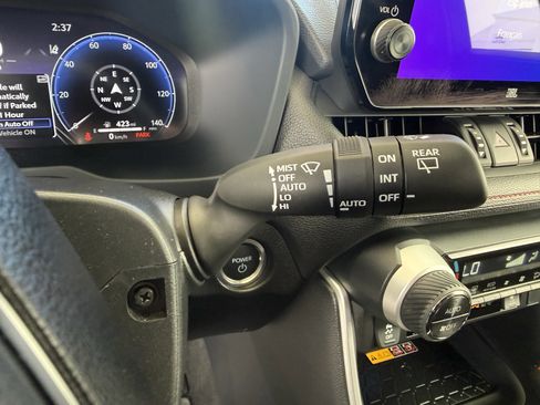 Certified 2025 Toyota RAV4 XSE image 39