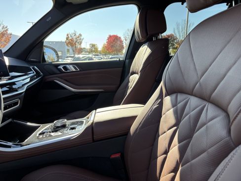Certified 2025 BMW X5 M60i w/ Executive Package image 16