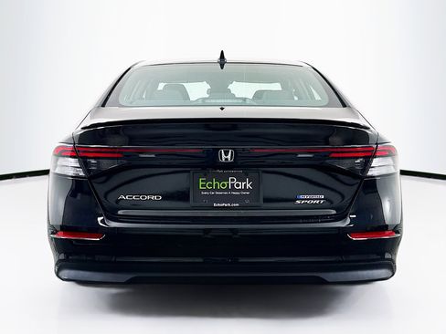 Used 2023 Honda Accord Sport image 7