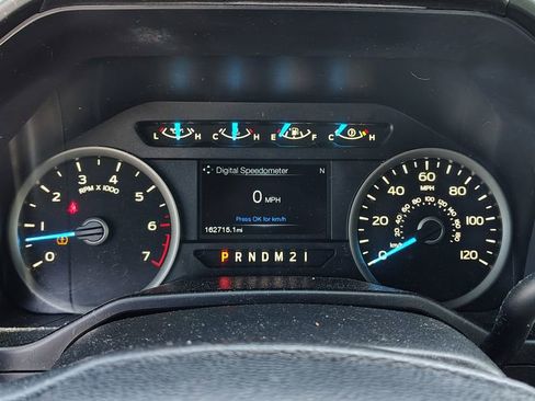 Used 2016 Ford F150 XLT w/ Equipment Group 302A Luxury AWD/4WD image 15