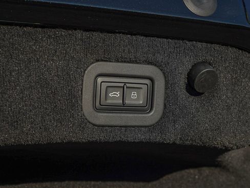 New 2026 Bentley Continental GTC AWD/4WD image 40