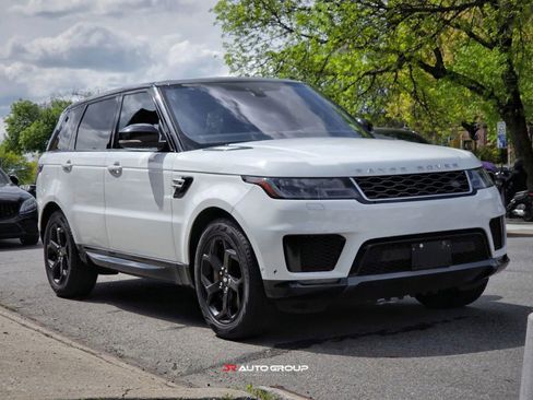 Used 2018 Land Rover Range Rover Sport HSE AWD/4WD image 2