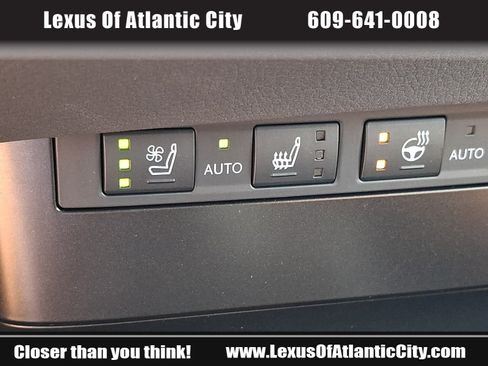 Certified 2024 Lexus ES 350 w/ Premium Package FWD image 25