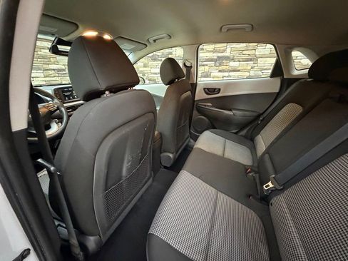 Used 2020 Hyundai Kona SE w/ Cargo Package image 25