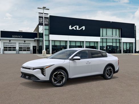New 2025 Kia K4 EX image 3