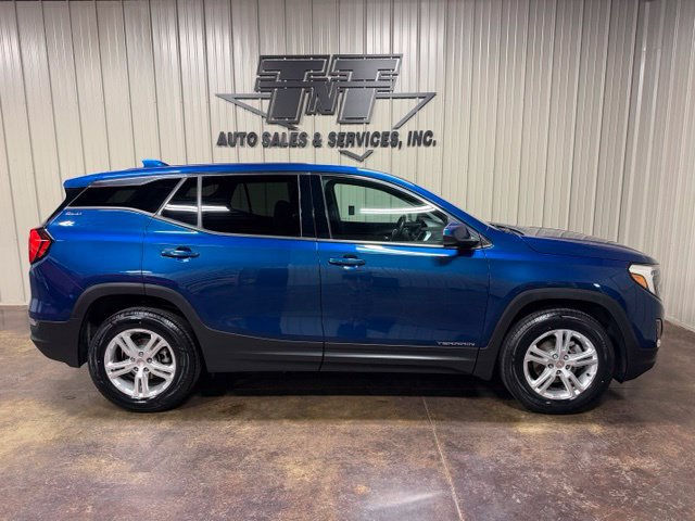 Used 2020 GMC Terrain SLE w/ LPO, Floor Liner Package AWD/4WD image 7