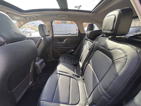 Used 2023 Lincoln Corsair Reserve w/ Equipment Group 201A image 21