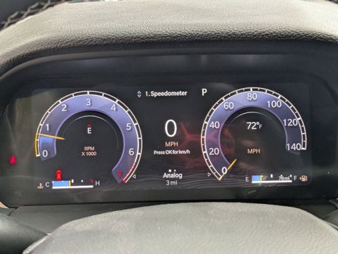 New 2025 Jeep Grand Cherokee Altitude image 18