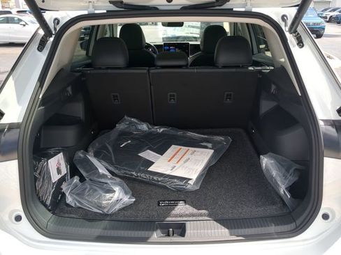 New 2026 Volkswagen Tiguan SE FWD image 9