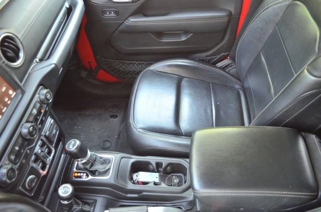Used 2021 Jeep Wrangler Unlimited Sahara AWD/4WD image 25