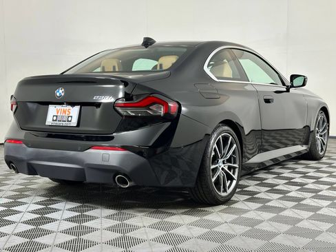 Used 2022 BMW 230i Coupe w/ Premium Package 2 RWD image 4