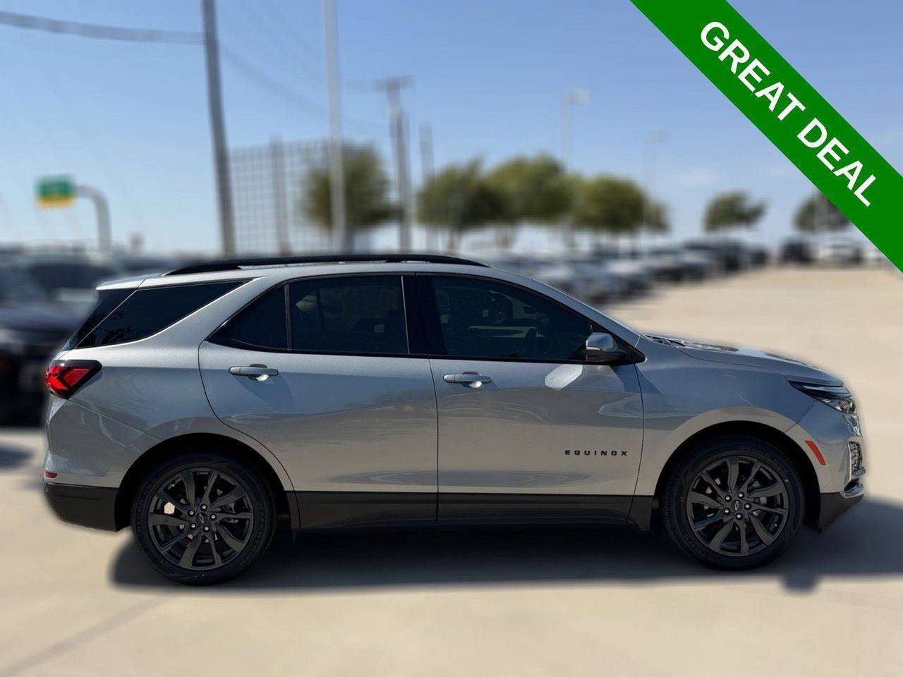 Used 2024 Chevrolet Equinox RS w/ RS Leather Package FWD image 9