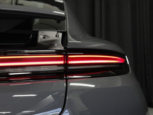 New 2026 Porsche Panamera 4 AWD/4WD image 21