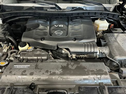 Used 2019 Nissan Armada Platinum w/ Captain's Chairs Package AWD/4WD image 9