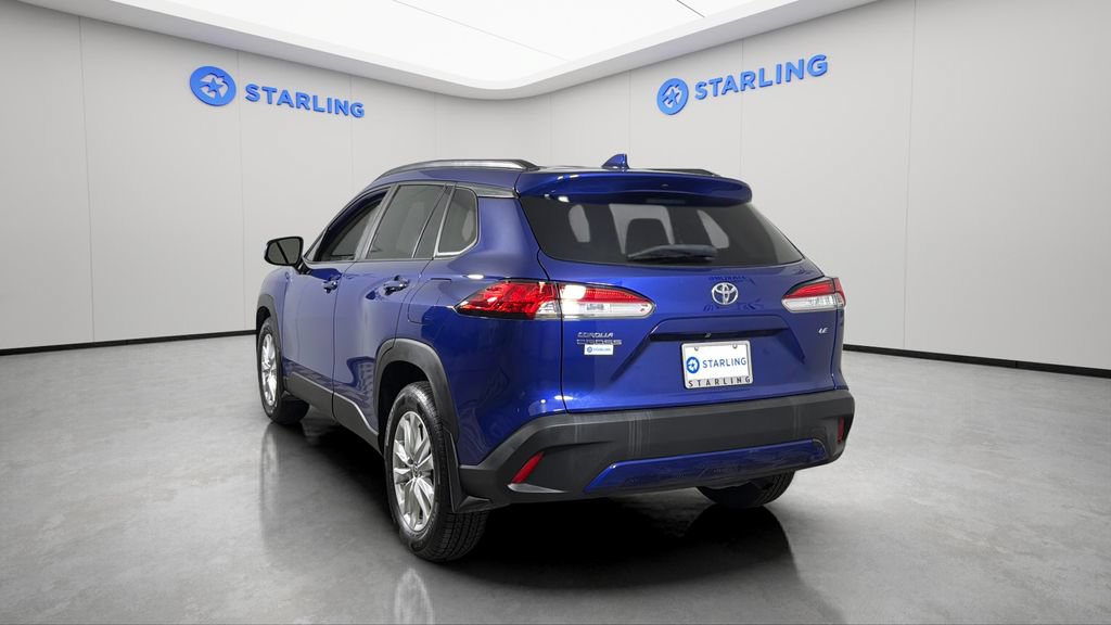 Used 2023 Toyota Corolla Cross LE FWD image 7