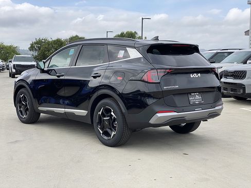 New 2026 Kia Sportage EX FWD image 6