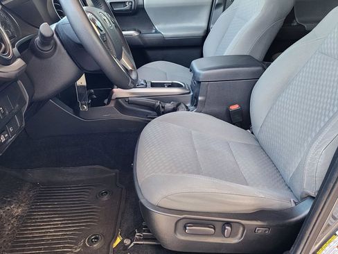 Used 2021 Toyota Tacoma SR5 RWD image 24