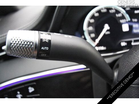 Used 2025 Genesis GV70 2.5T Sport Prestige w/ Sport Prestige Package image 19