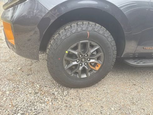 New 2026 Ford Expedition Tremor image 17