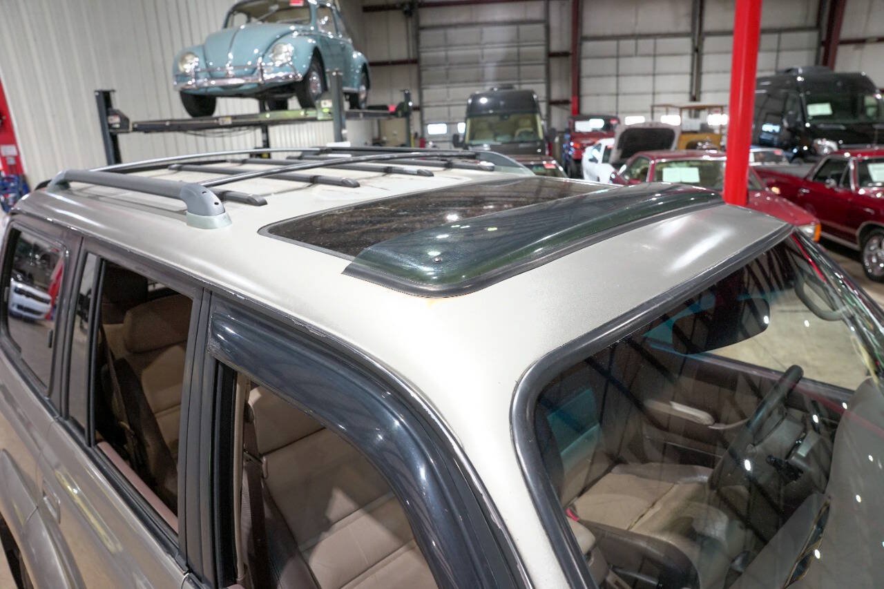 Used 1997 Toyota Land Cruiser AWD/4WD image 19